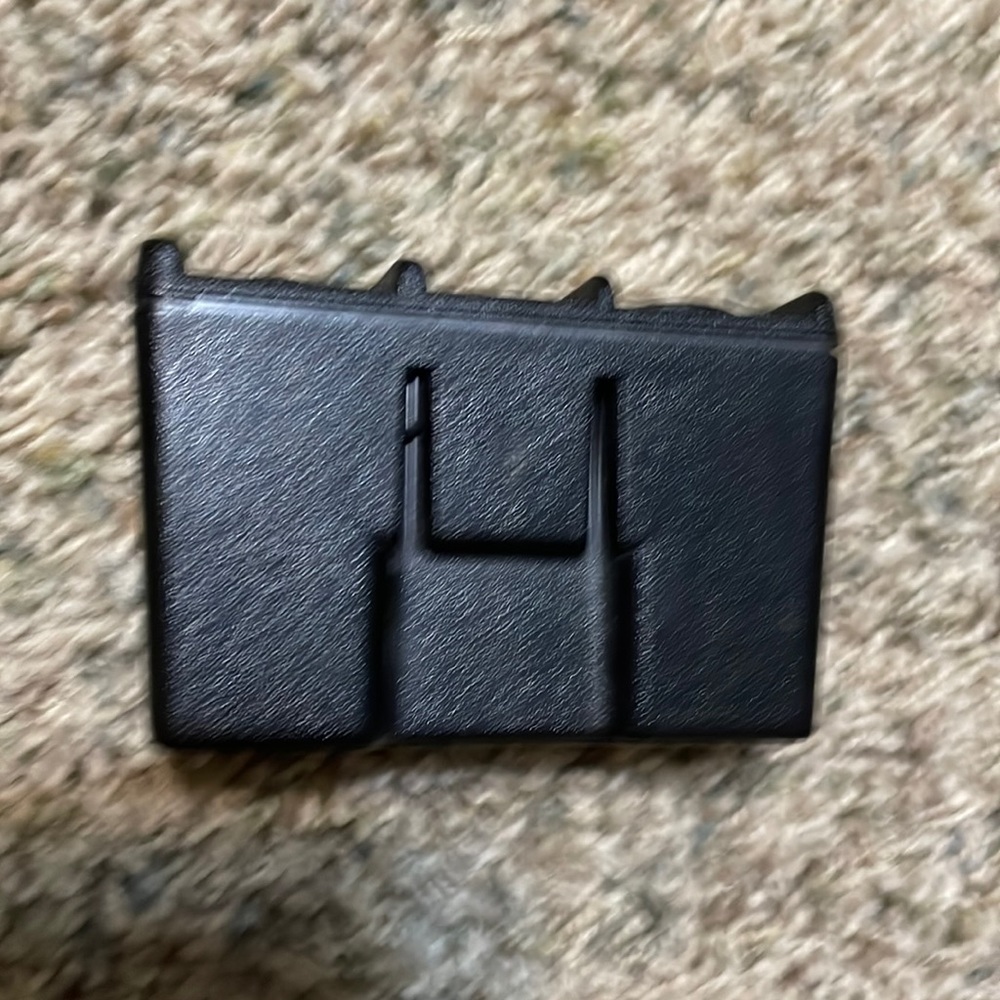 Coin holder plastic original for a Buick Le saber 1976 glove department coins.